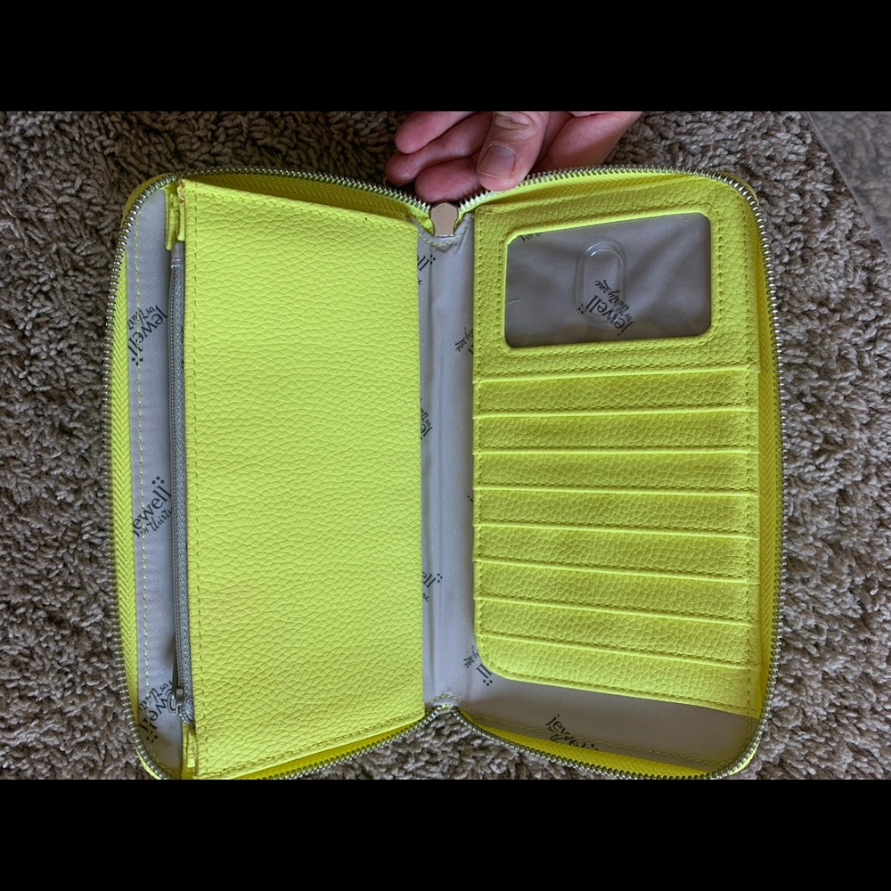 Thirty-one Citron AATB